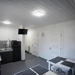 Garage Apartamento *