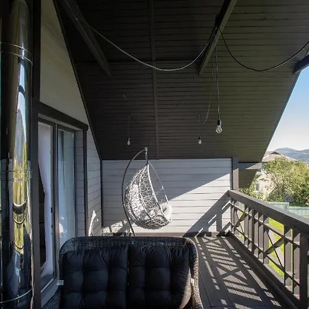 Appartement Garage Jaremtsje