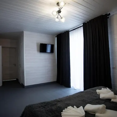 Garage Apartament *