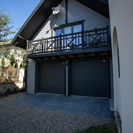 Apartament Garage